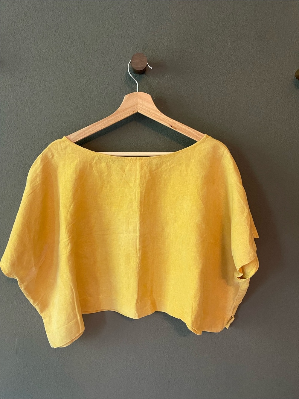 Miranda Bennett Relaxed Boxy Crop Top in Yellow - Picture 2 of 9